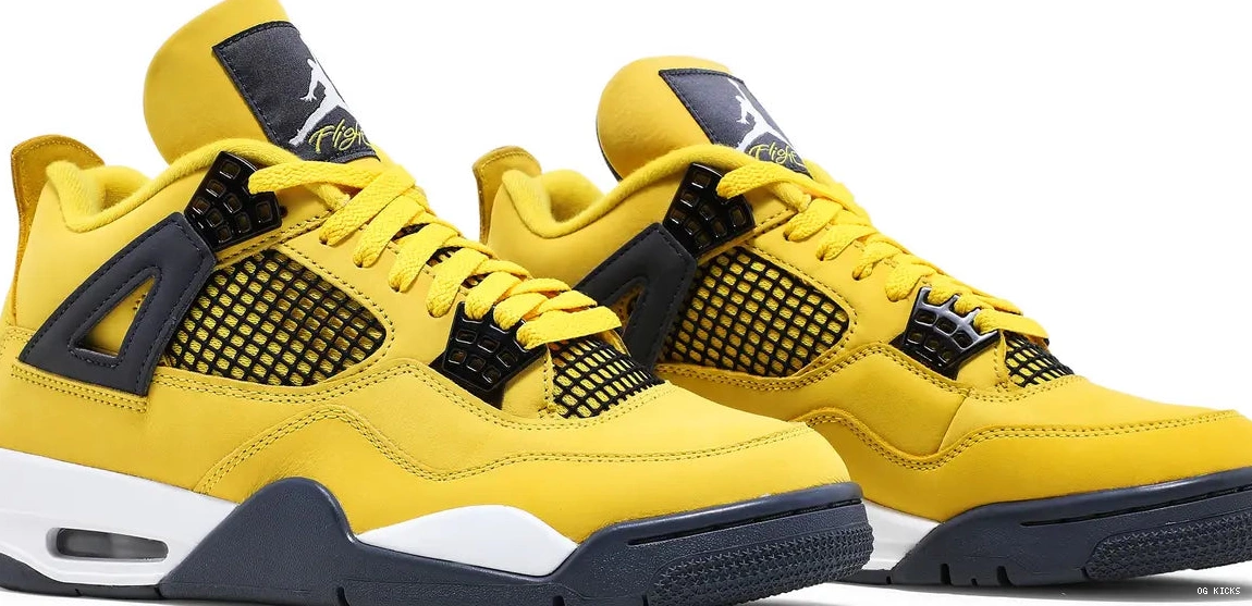 'Lightning' 2021 Air Jordan Retro 4 0520